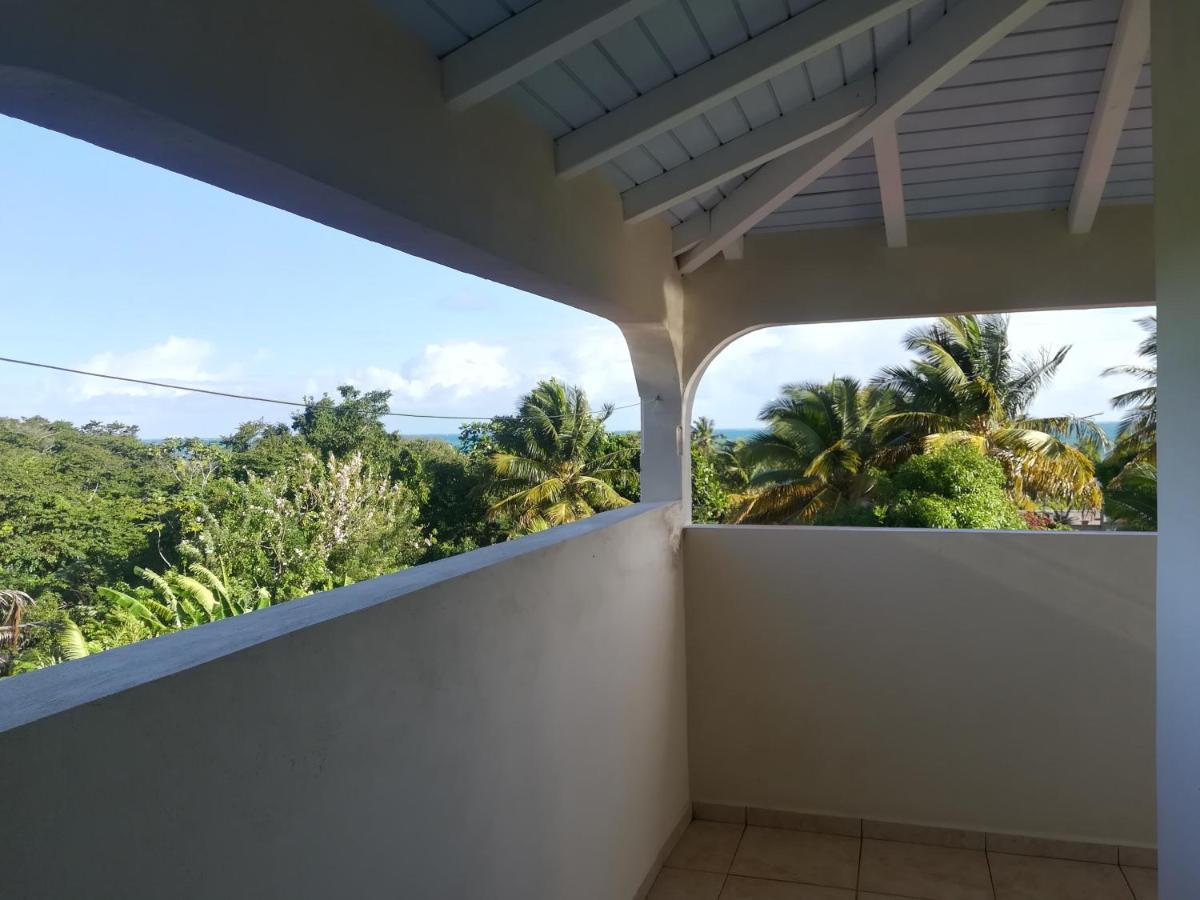 Haut De Villa Avec Vue Sur La Mer Sainte-Rose Kültér fotó